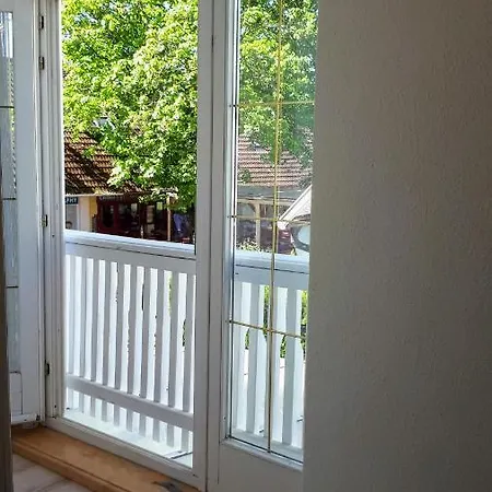 Locher 1 Buekfuerdo Apartmán *